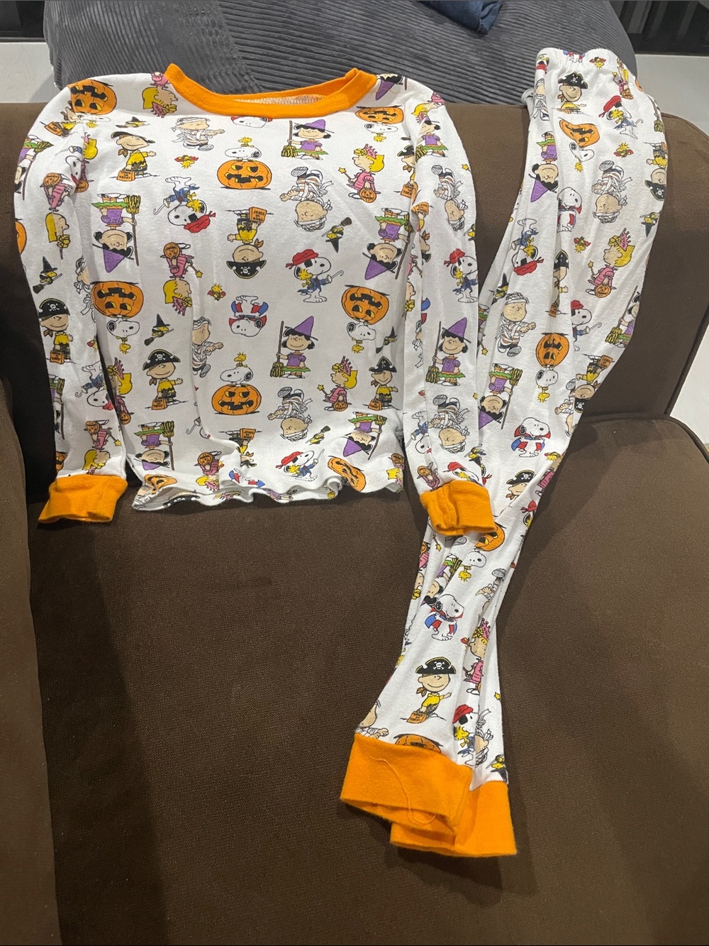 Kids Halloween Character Print Pajama Set - White & Orange